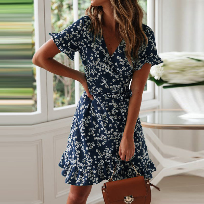 Vestido floral com decote em V