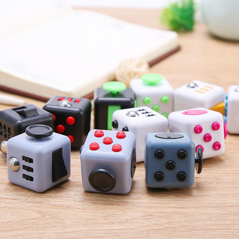 Brinquedo infantil cubo de Rubik quebra-cabeça
