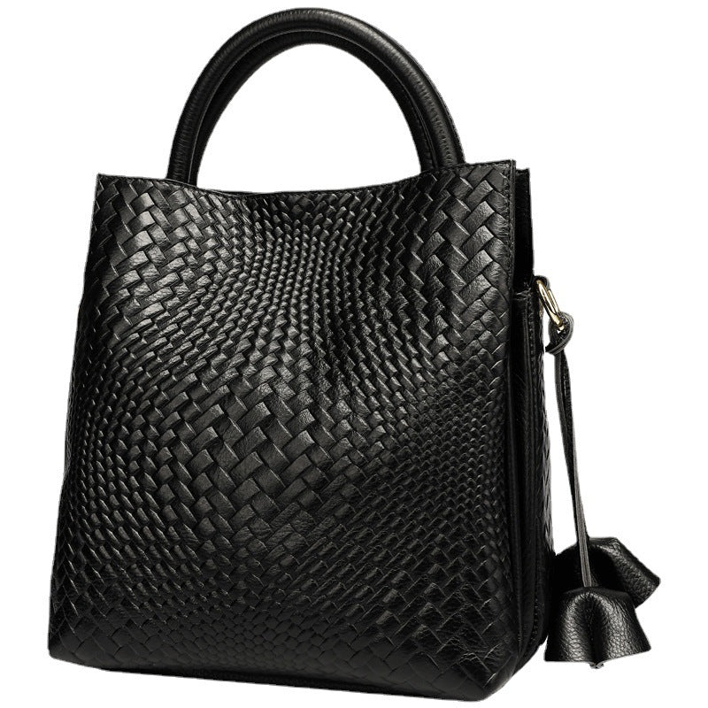  Bolsa feminina   em couro genuíno