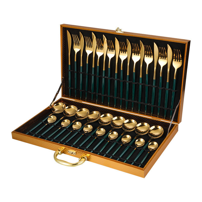    Conjunto de talheres  em aço inoxidável