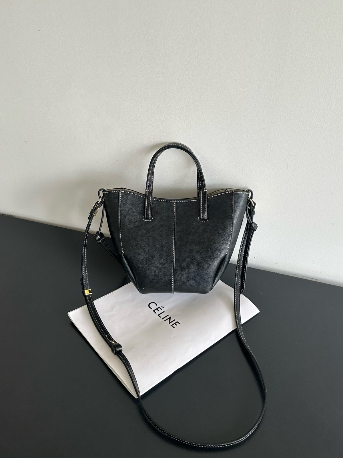  Bolsa de ombro em couro genuíno versátil bolsa de estilo único