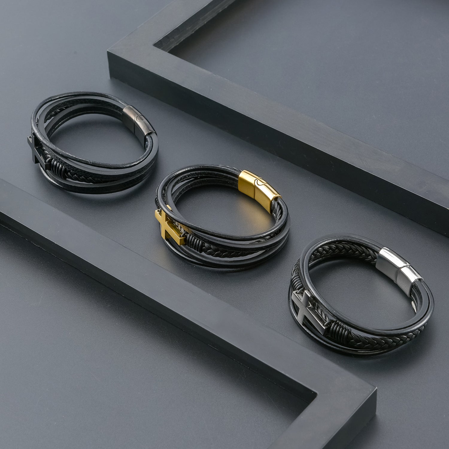 pulseira de couro personalizada