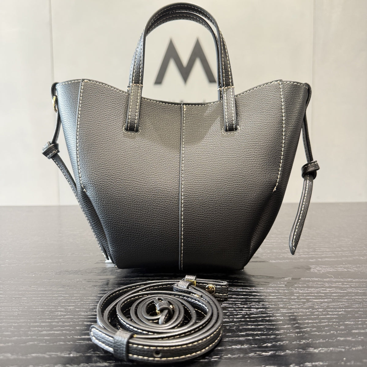  Bolsa de ombro em couro genuíno versátil bolsa de estilo único